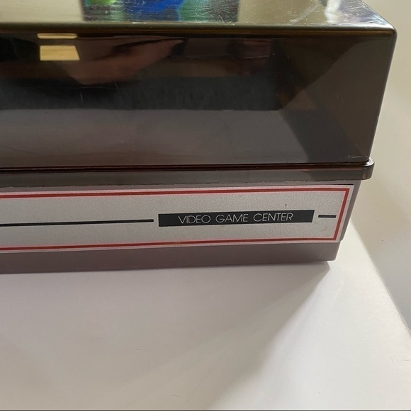 Vintage NES Video Game Center Hartzell Nintendo Storage Container Plastic - Picture 3 of 6
